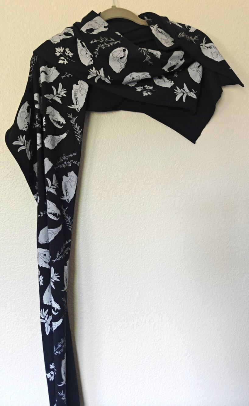 Black & White Animal Skull Print Rectangle Scarf Wrap Shawl Nature Plant Unisex